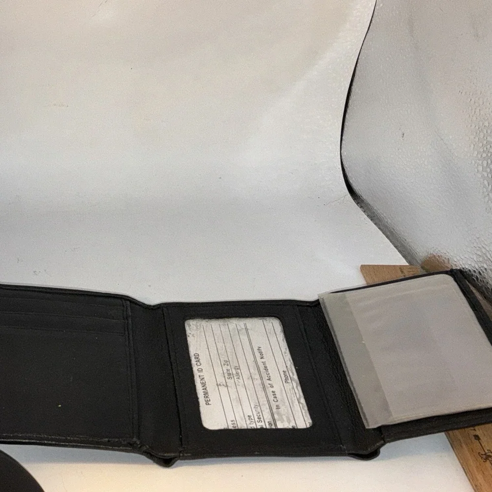 Genuine Leather Tri-fold Black ID Holder Photo Holder